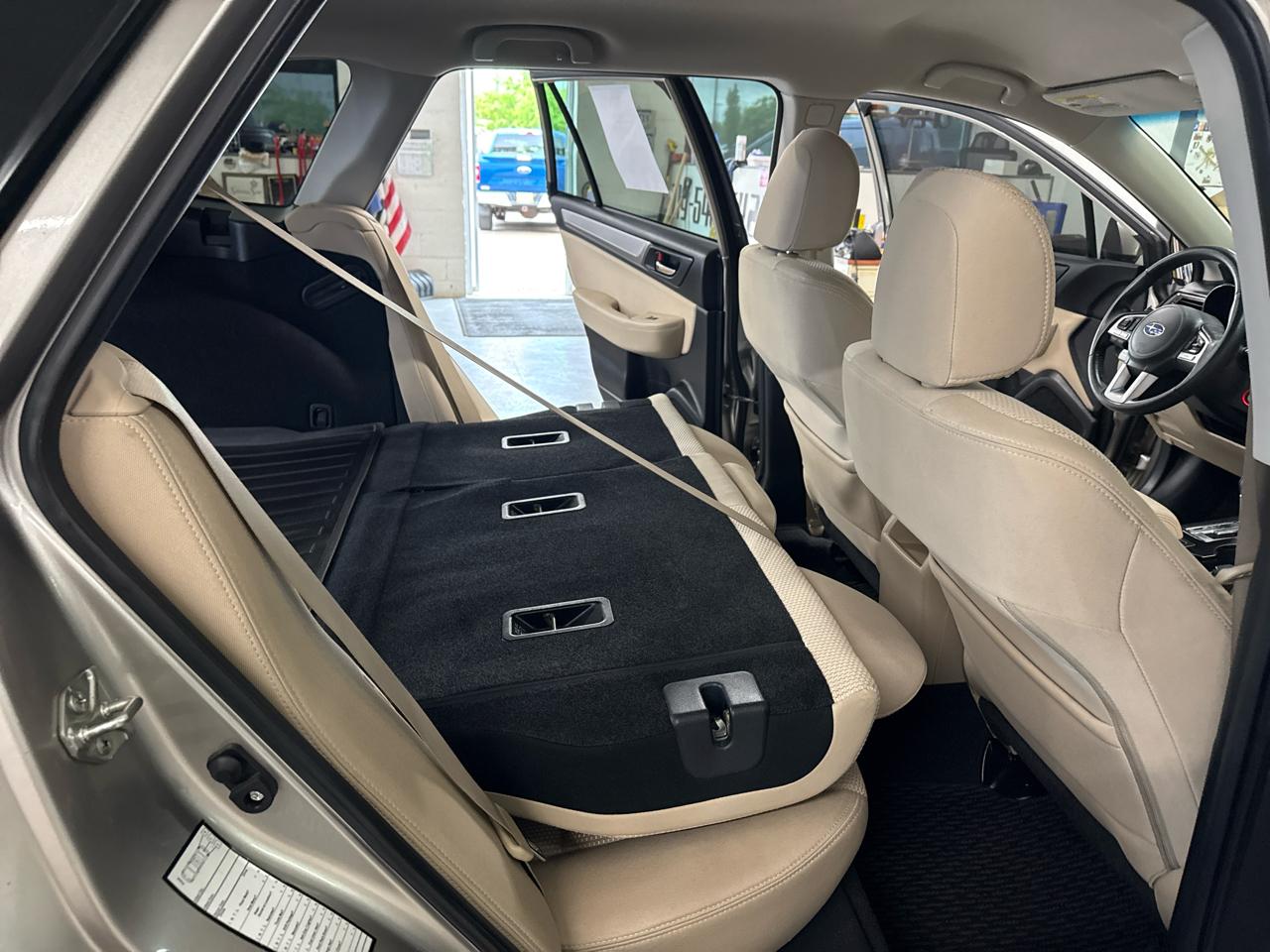 Subaru Outback 2.5i Premium 2017