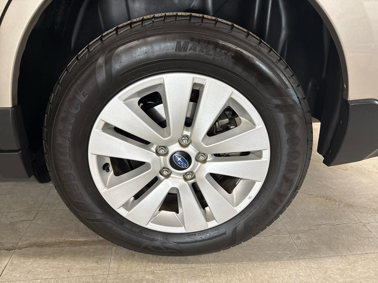 Subaru Outback 2.5i Premium 2017