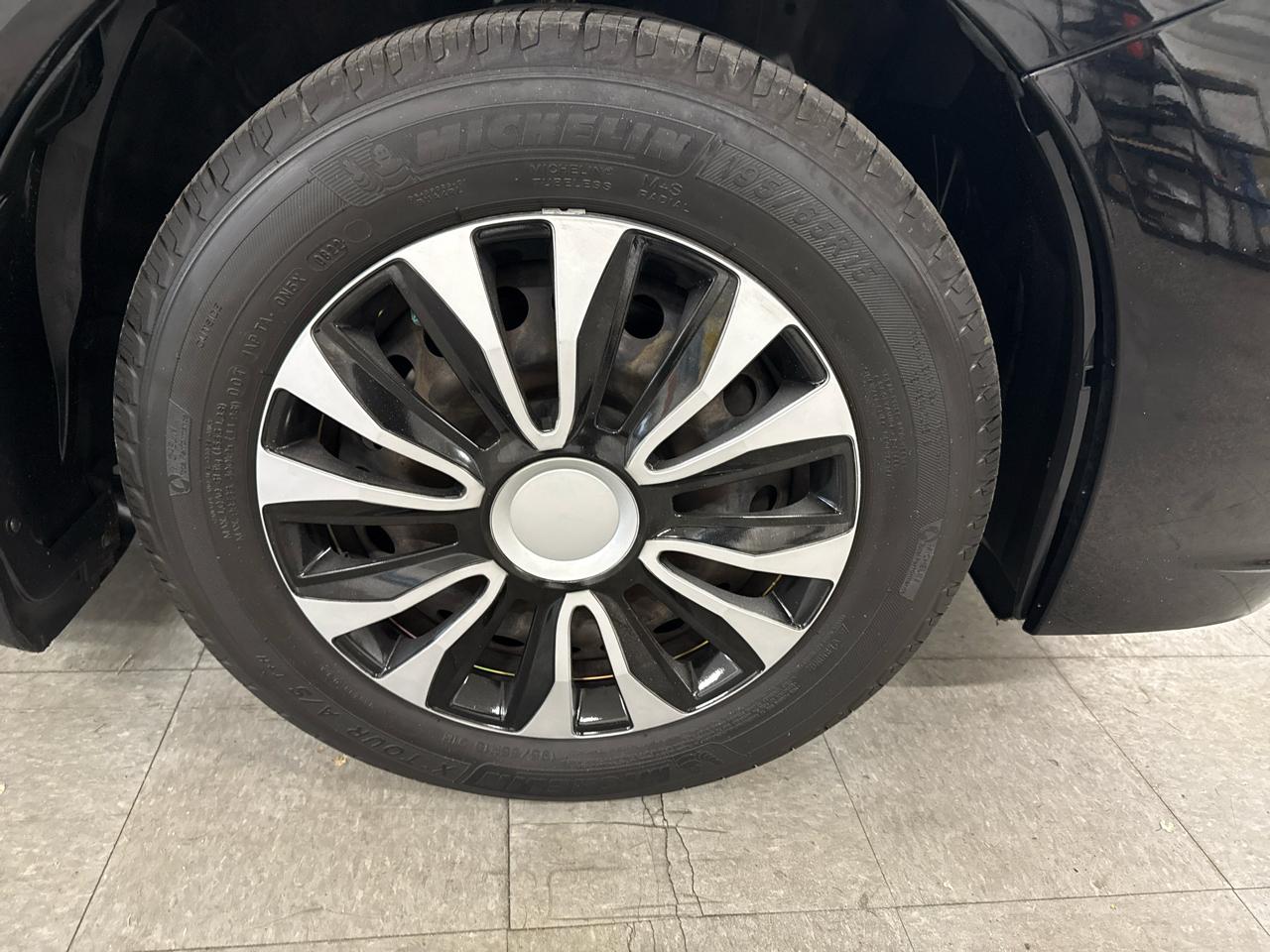 Honda Civic LX sedan 2015