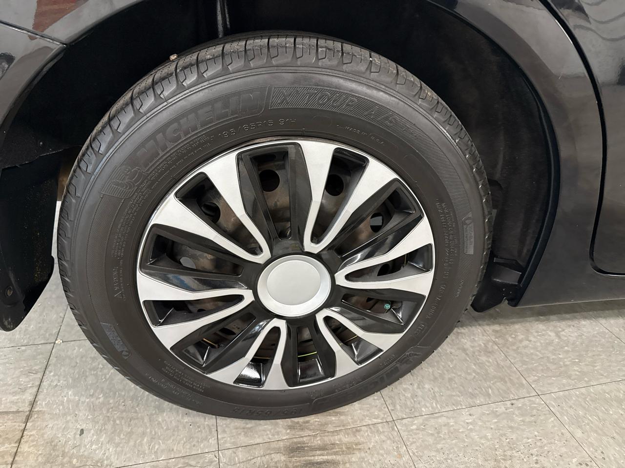 Honda Civic LX sedan 2015