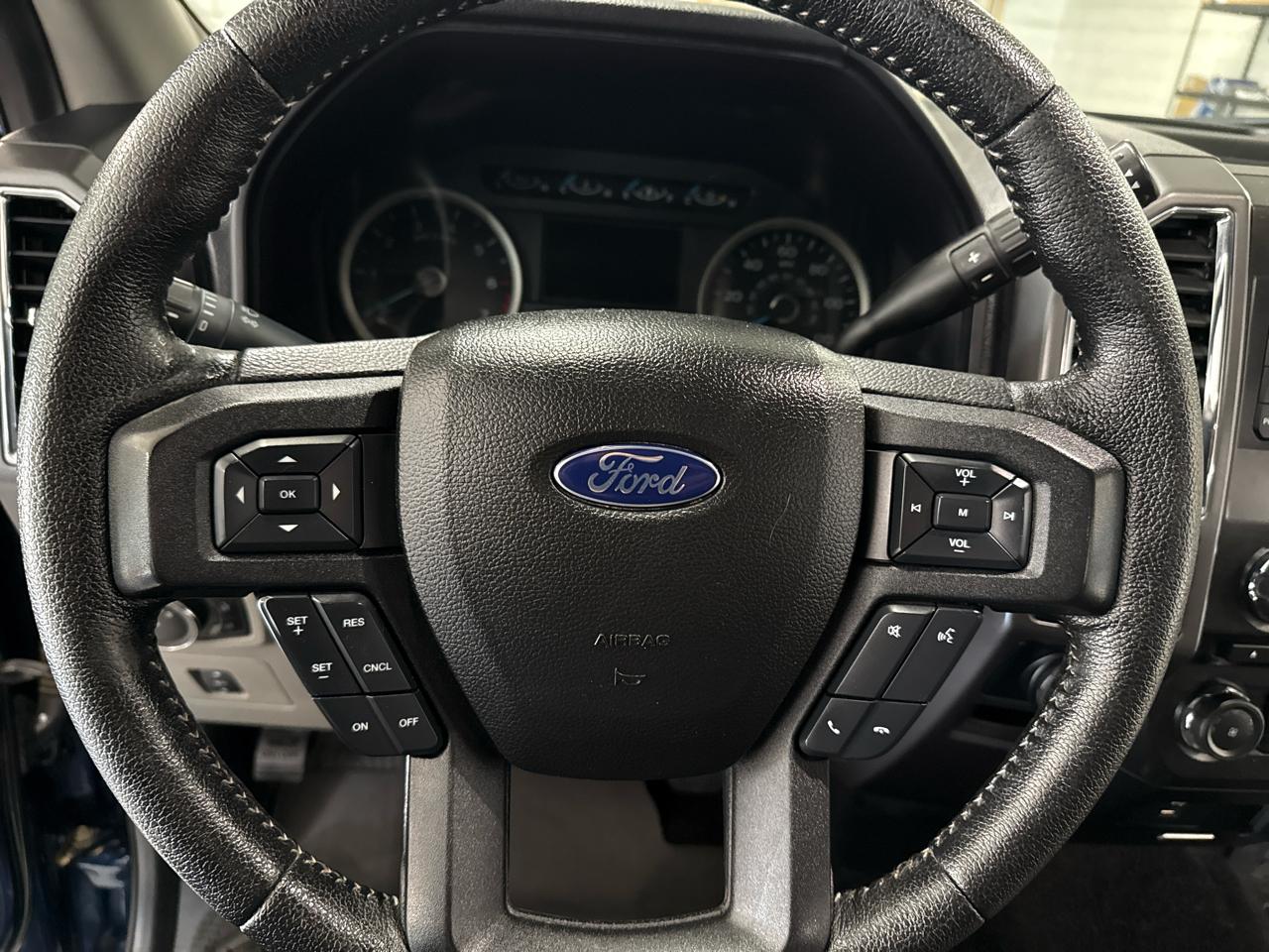 Ford F-150 XLT SuperCrew 4WD 2016