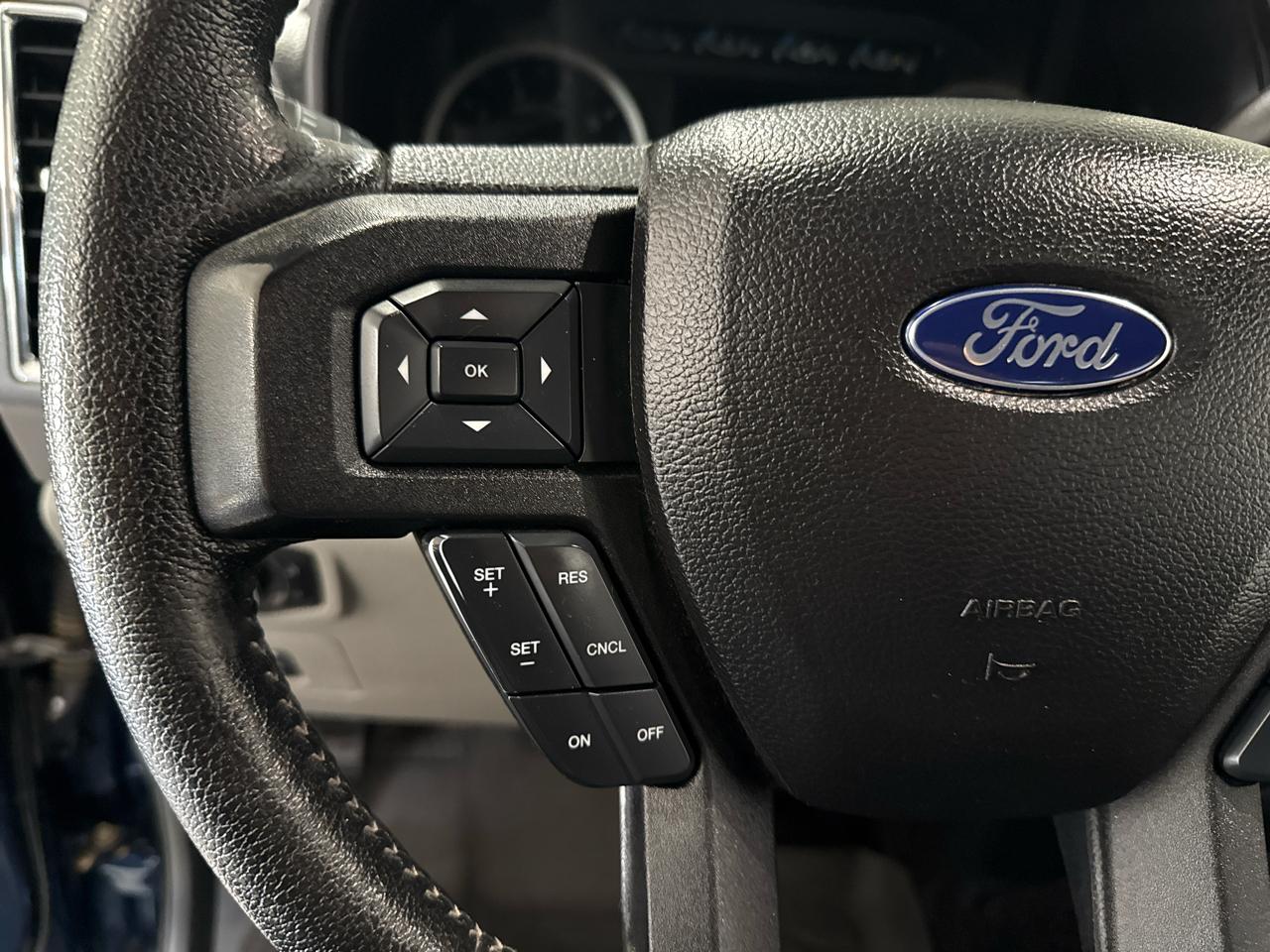 Ford F-150 XLT SuperCrew 4WD 2016