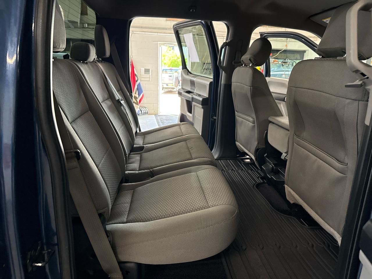 Ford F-150 XLT SuperCrew 4WD 2016