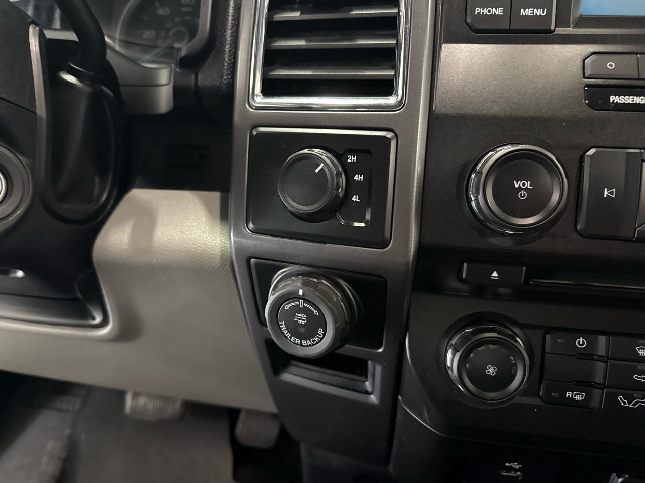 Ford F-150 XLT SuperCrew 4WD 2016