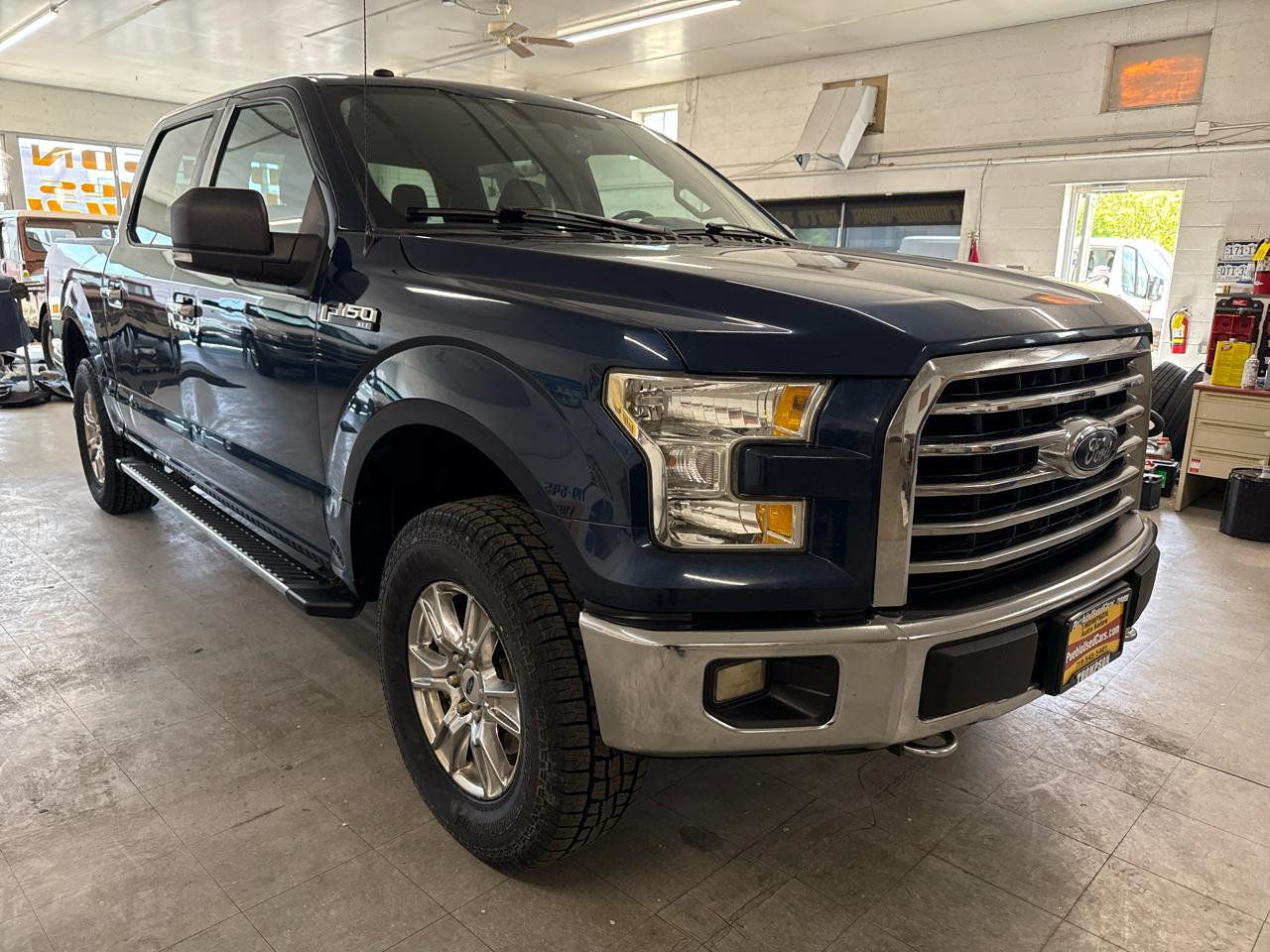 Ford F-150 XLT SuperCrew 4WD 2016
