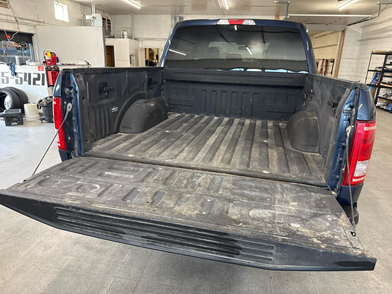 Ford F-150 XLT SuperCrew 4WD 2016