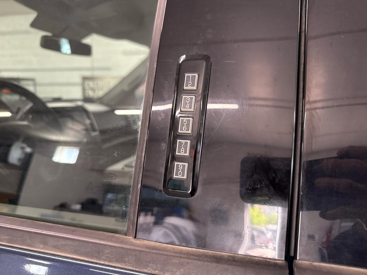 Ford F-150 XLT SuperCrew 4WD 2016