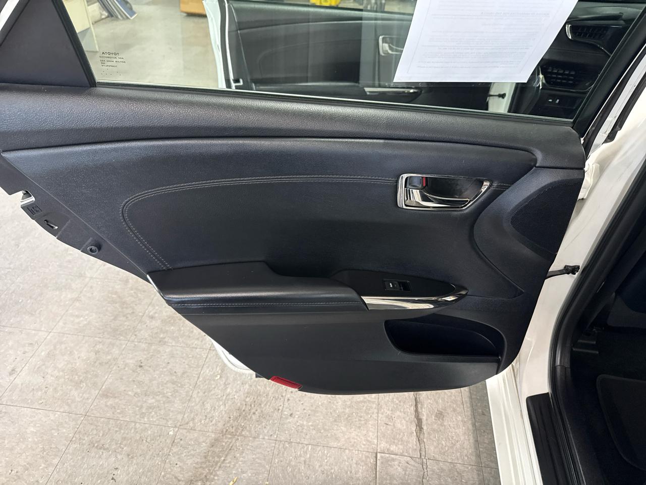 Toyota Avalon XLE Touring 2015