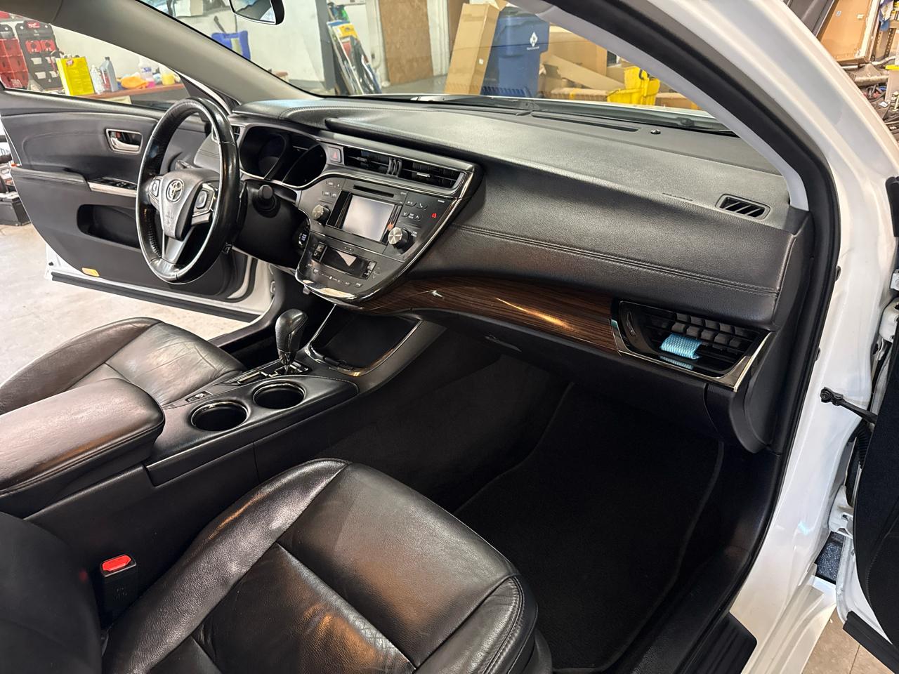 Toyota Avalon XLE Touring 2015