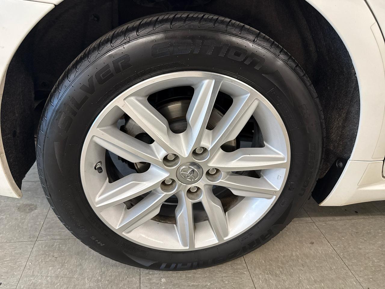 Toyota Avalon XLE Touring 2015