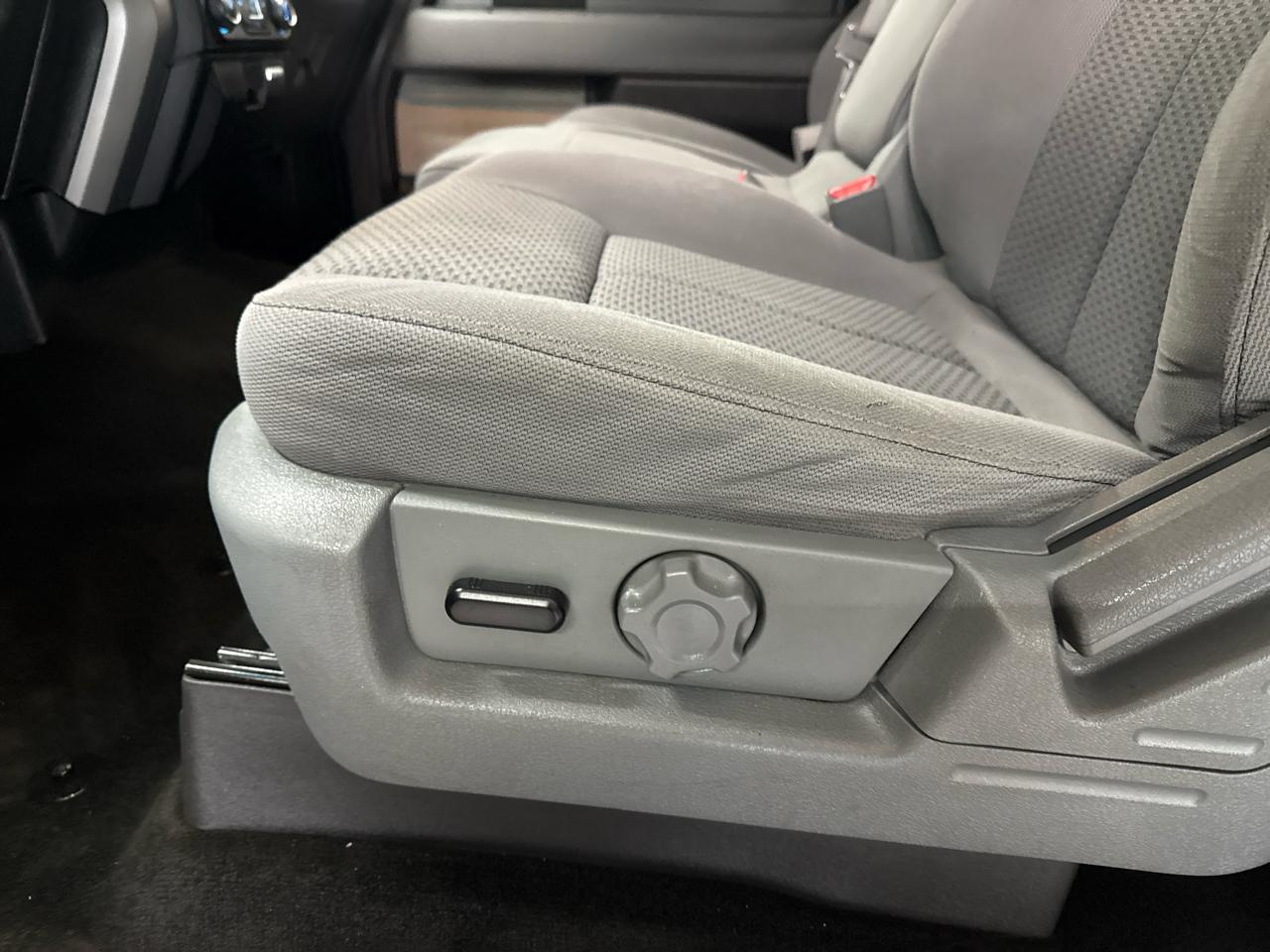 Ford F-150 XLT SuperCrew 4WD 2013
