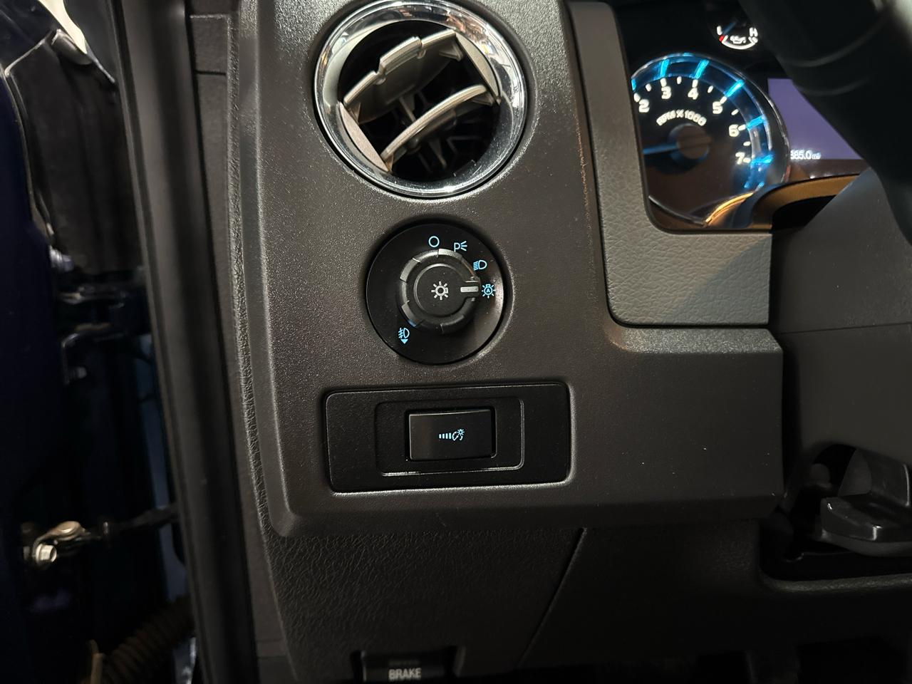 Ford F-150 XLT SuperCrew 4WD 2013
