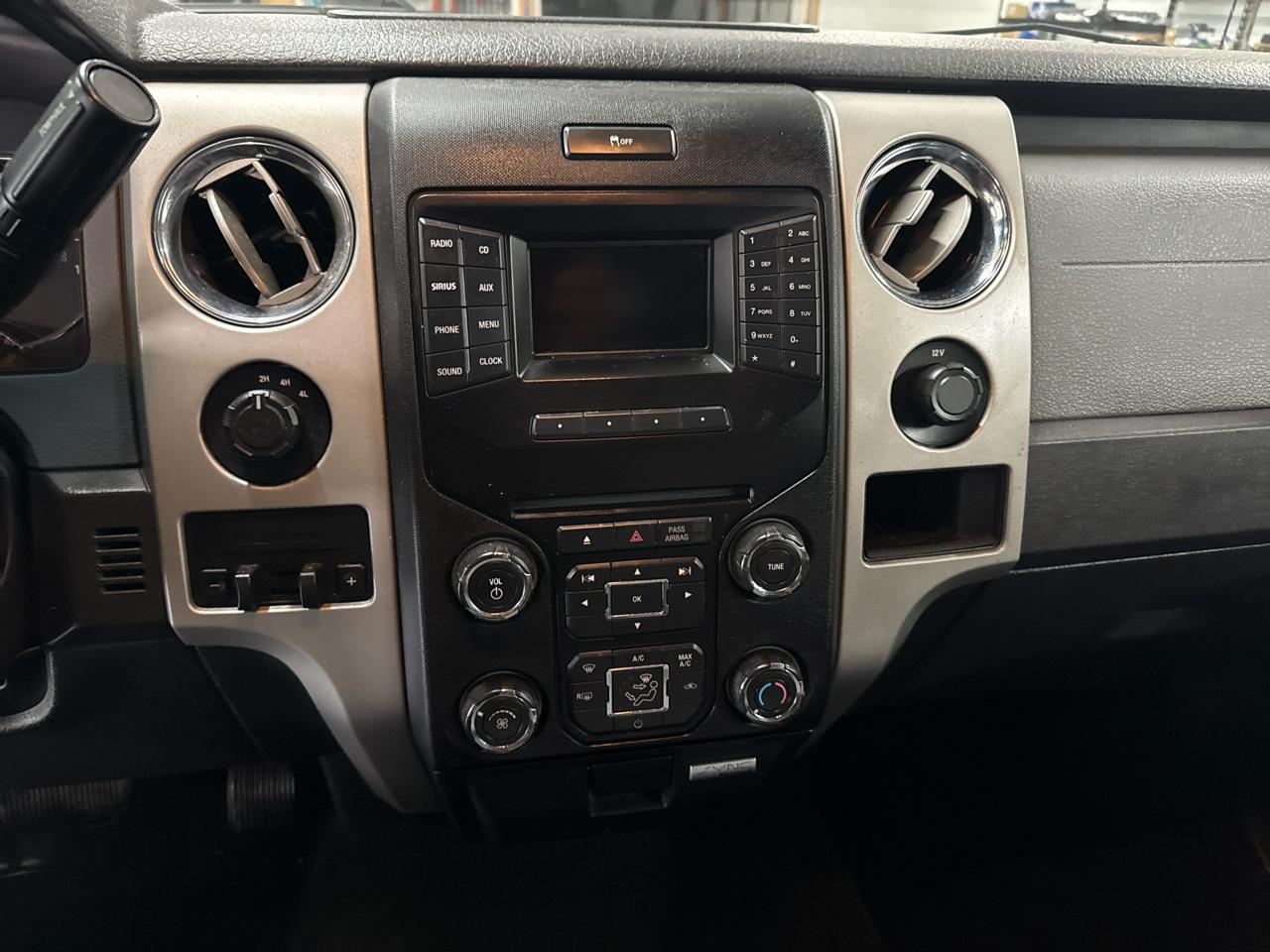 Ford F-150 XLT SuperCrew 4WD 2013