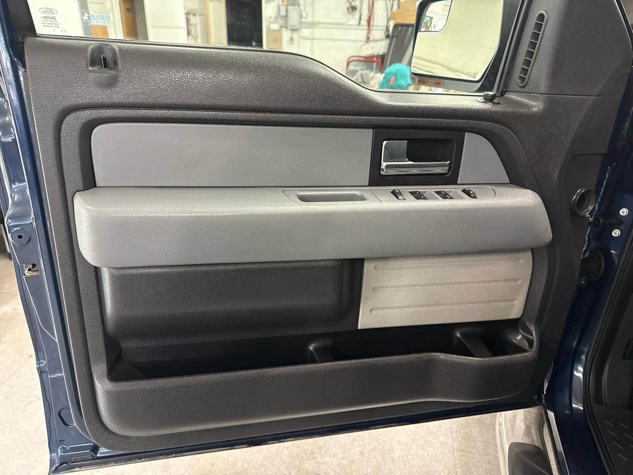 Ford F-150 XLT SuperCrew 4WD 2013