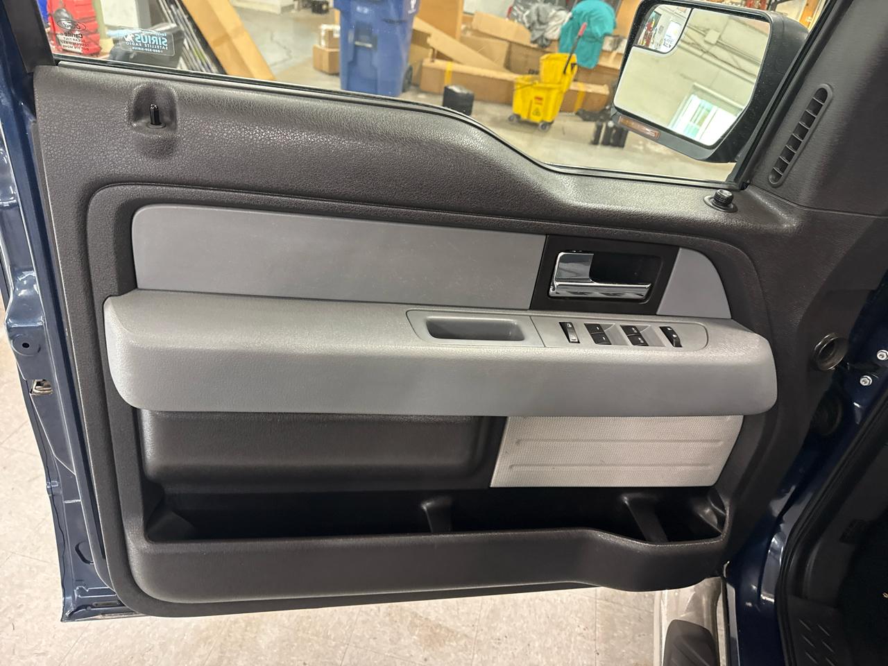 Ford F-150 XLT SuperCrew 4WD 2013