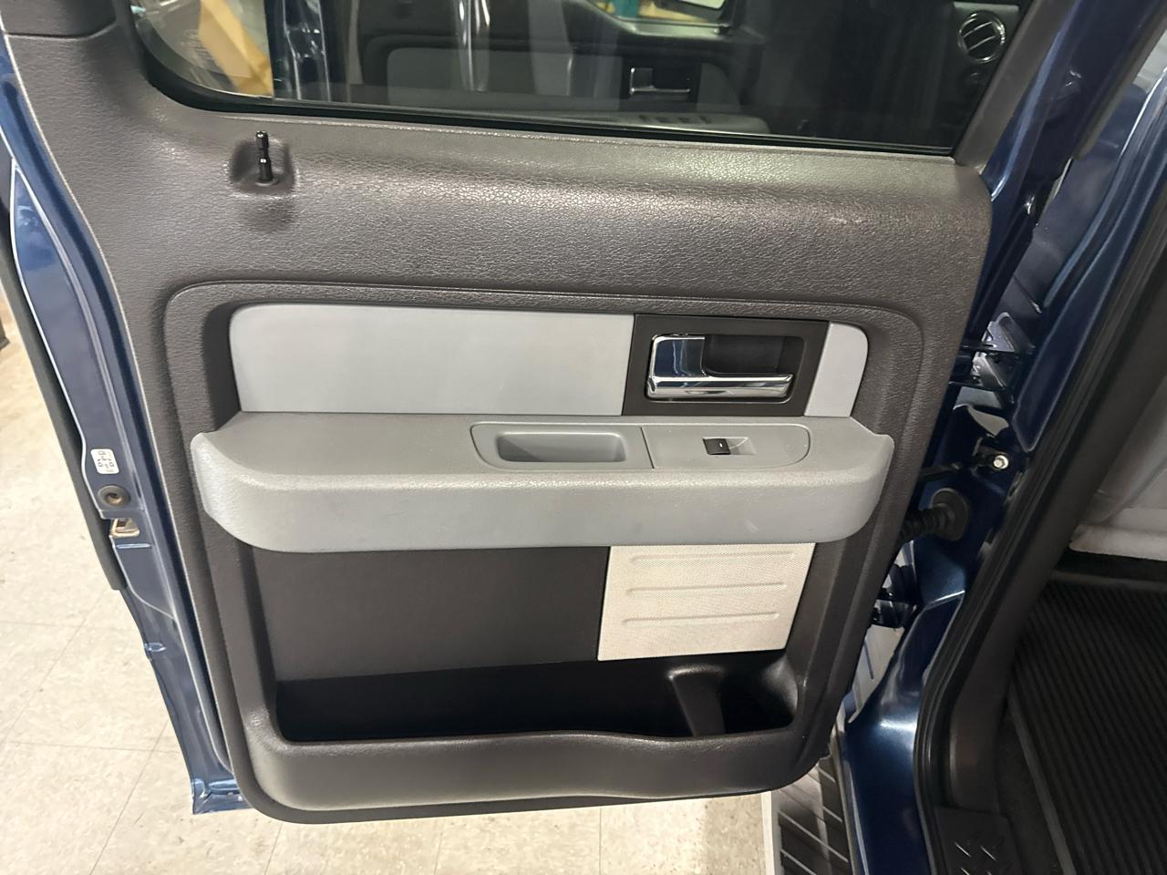 Ford F-150 XLT SuperCrew 4WD 2013