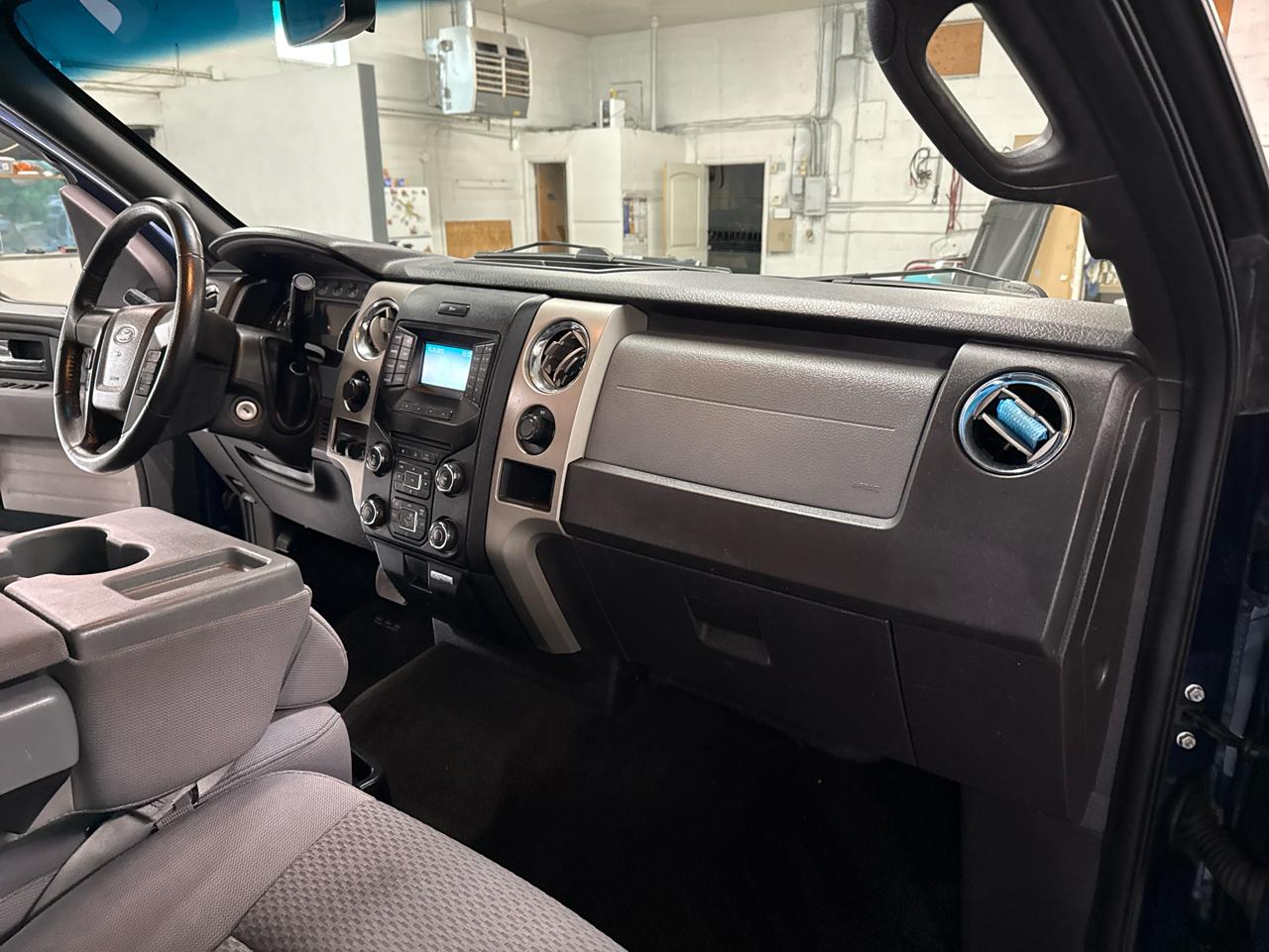 Ford F-150 XLT SuperCrew 4WD 2013