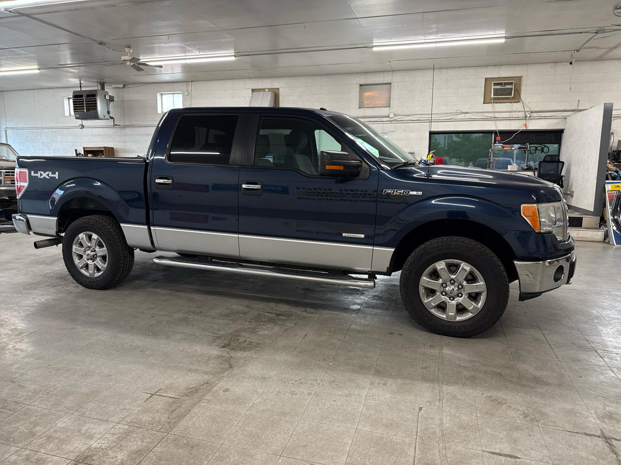 Ford F-150 XLT SuperCrew 4WD 2013