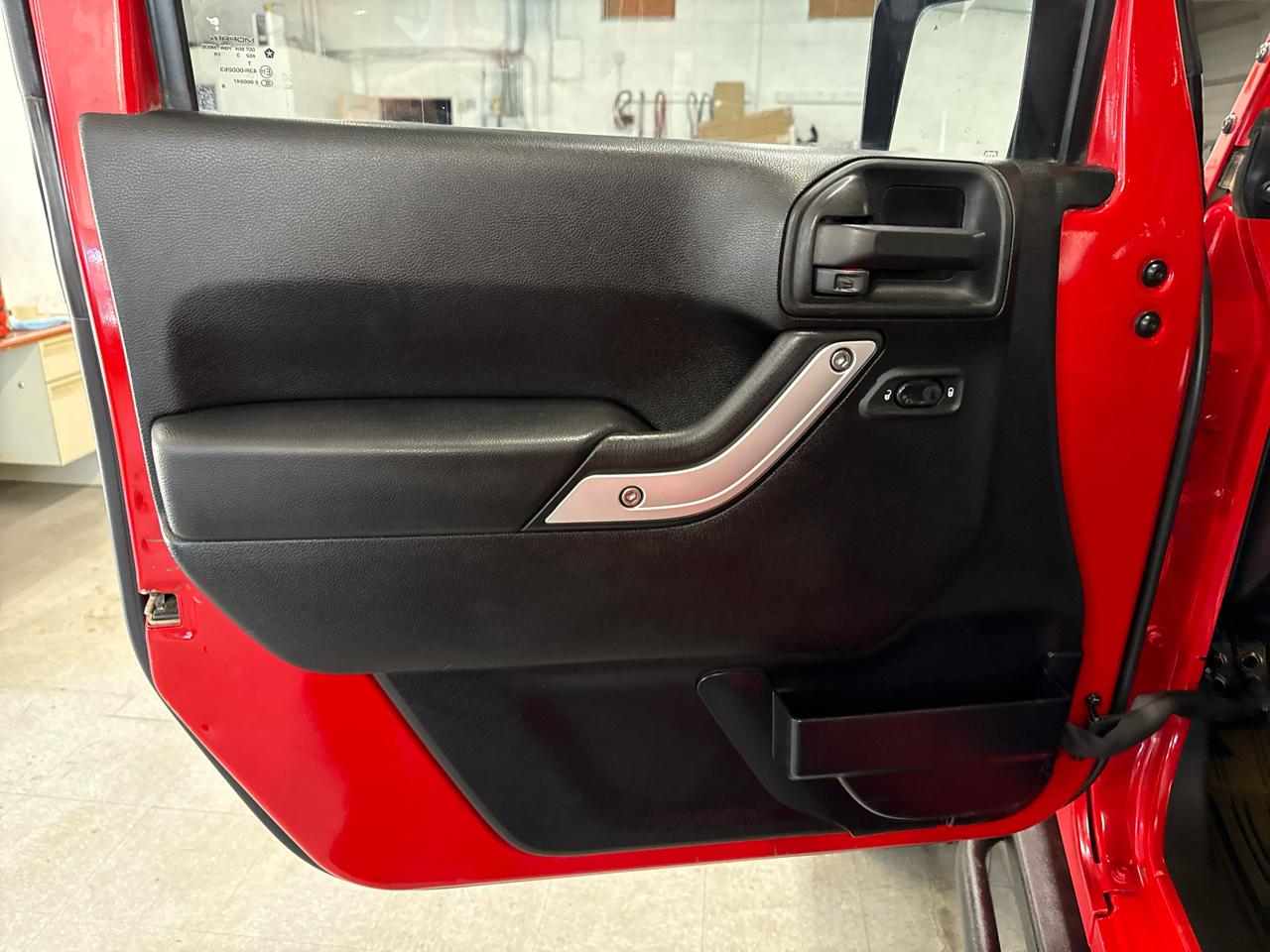 Jeep Wrangler Unlimited Rubicon 4WD 2014