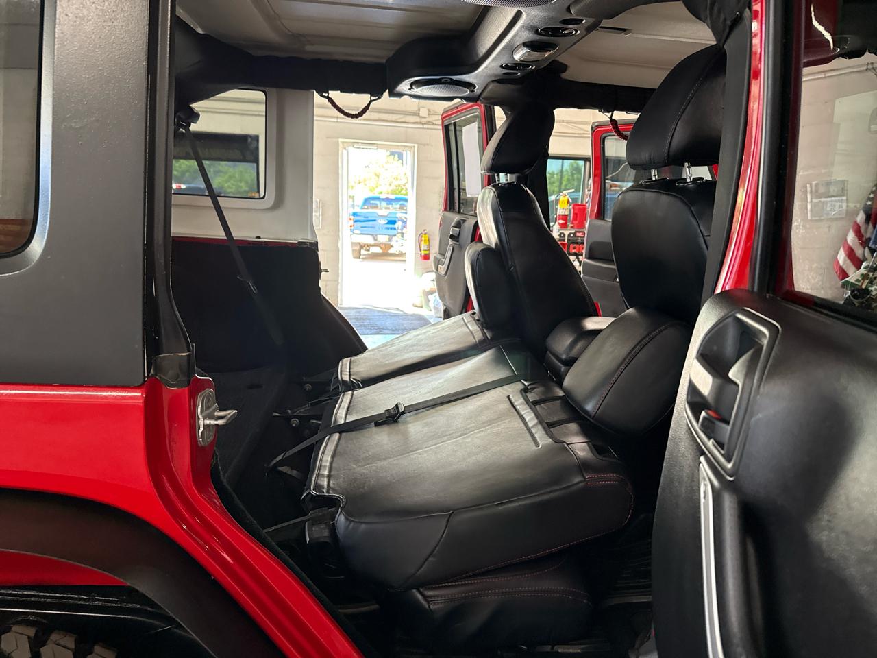 Jeep Wrangler Unlimited Rubicon 4WD 2014