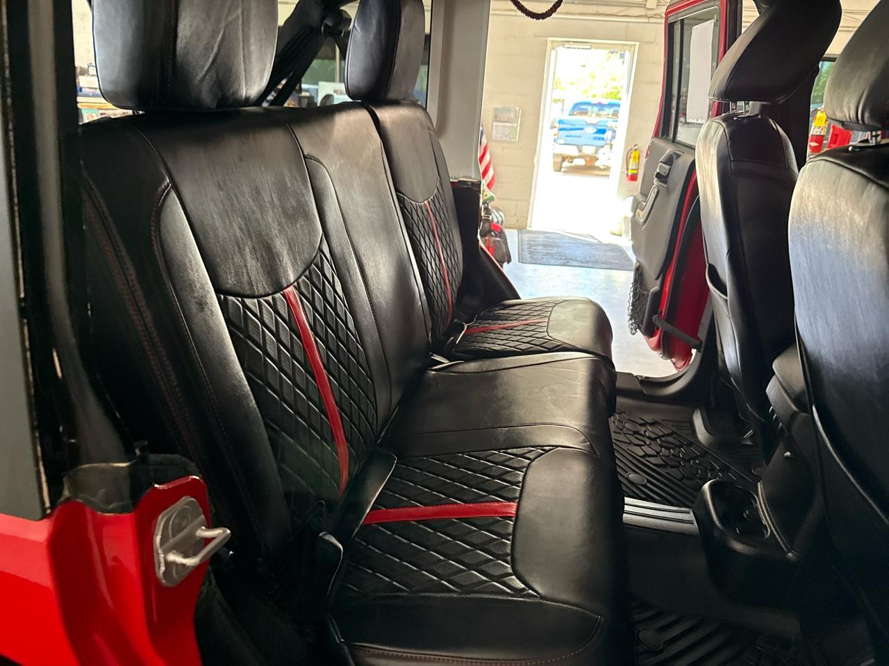 Jeep Wrangler Unlimited Rubicon 4WD 2014