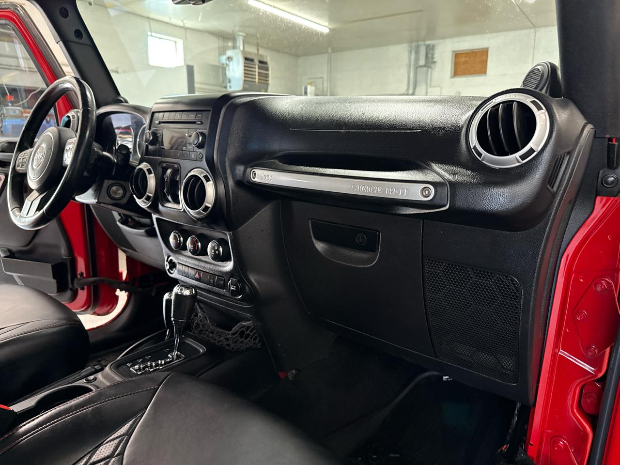 Jeep Wrangler Unlimited Rubicon 4WD 2014
