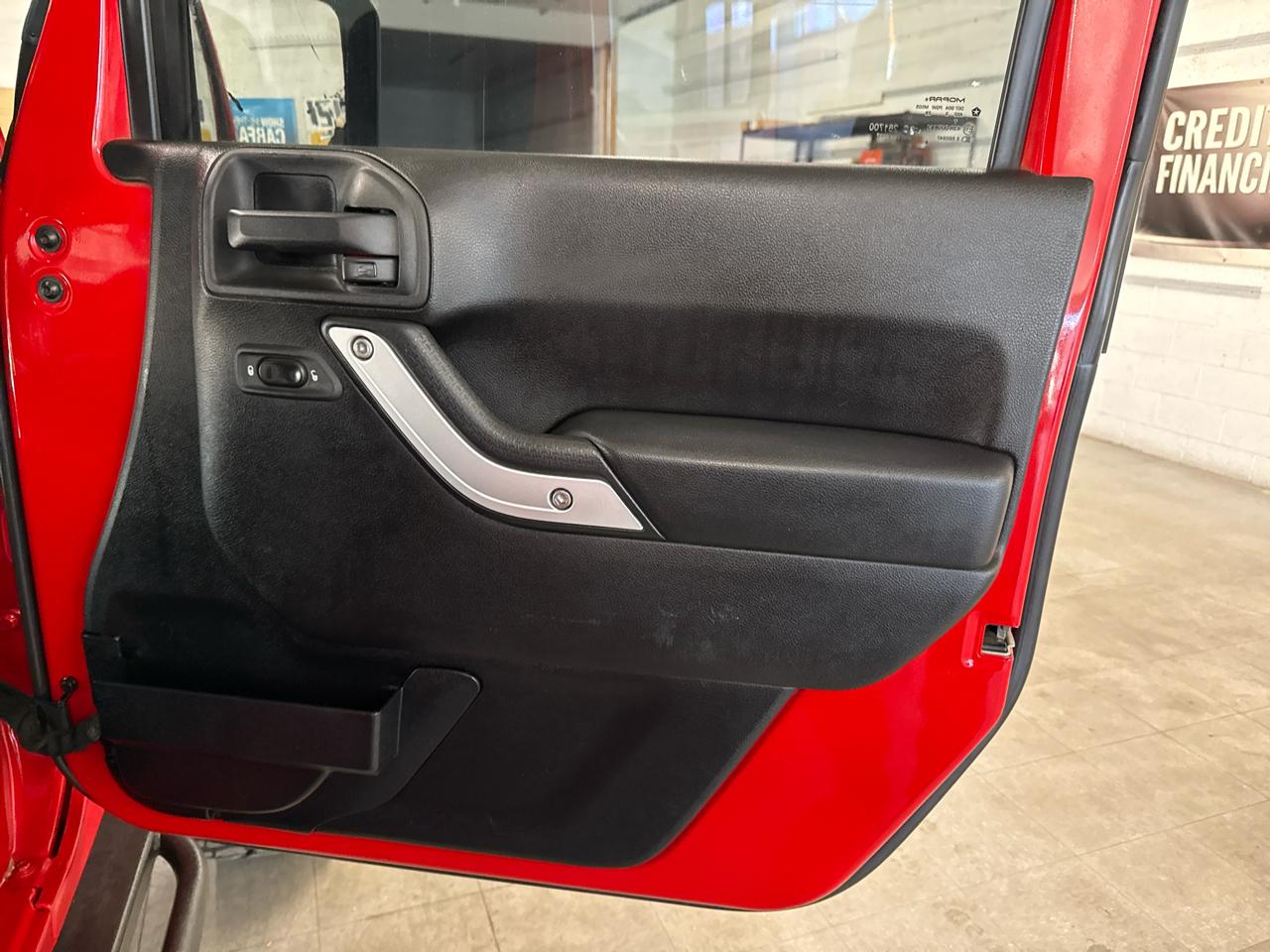 Jeep Wrangler Unlimited Rubicon 4WD 2014