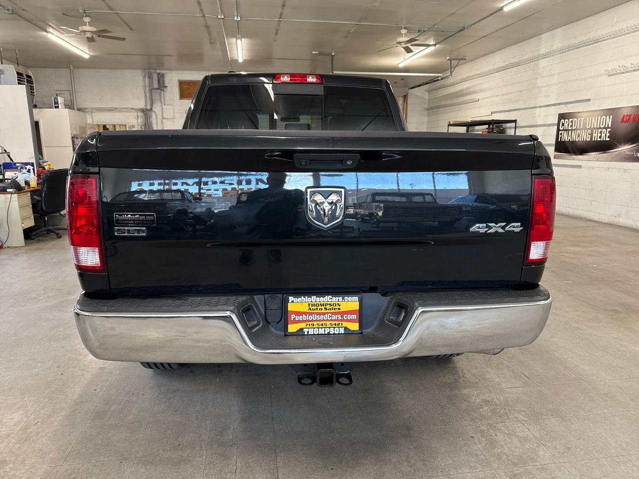RAM 1500 SLT Crew Cab 4WD 2017