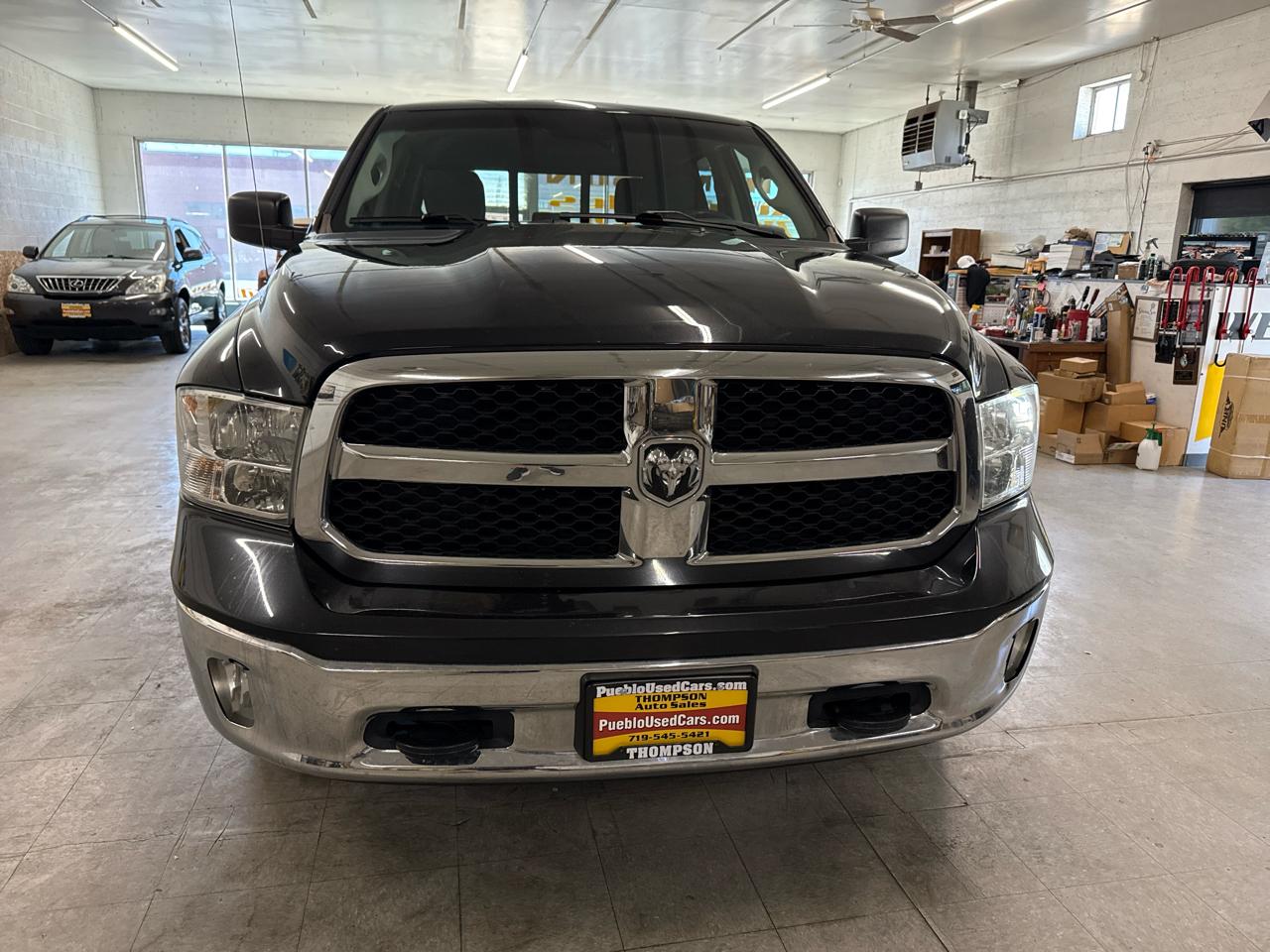 RAM 1500 SLT Crew Cab 4WD 2017