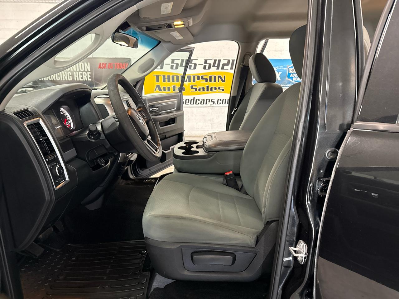 RAM 1500 SLT Crew Cab 4WD 2017