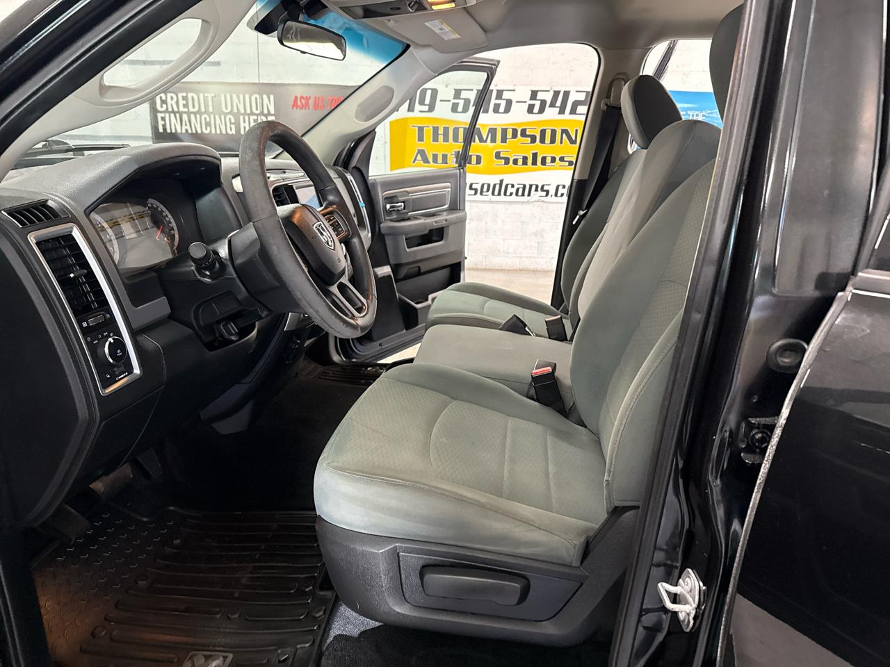 RAM 1500 SLT Crew Cab 4WD 2017