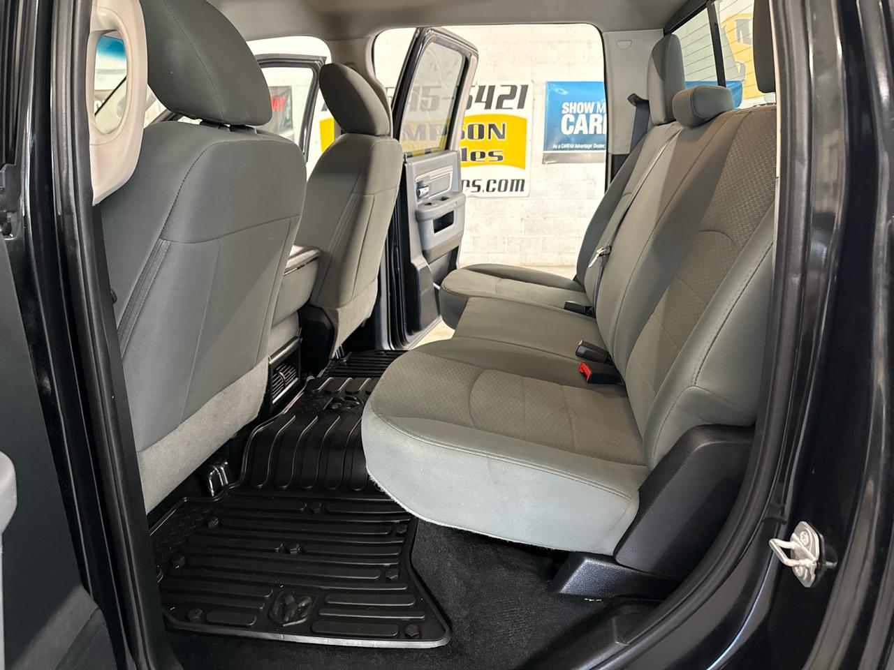 RAM 1500 SLT Crew Cab 4WD 2017