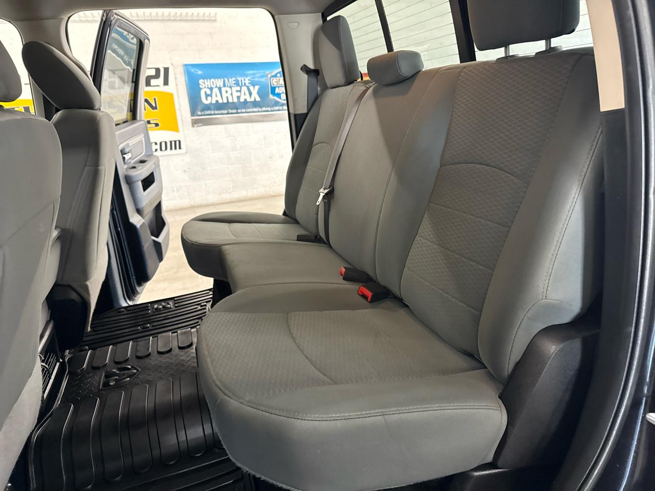 RAM 1500 SLT Crew Cab 4WD 2017