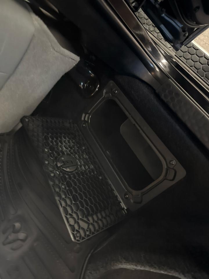 RAM 1500 SLT Crew Cab 4WD 2017