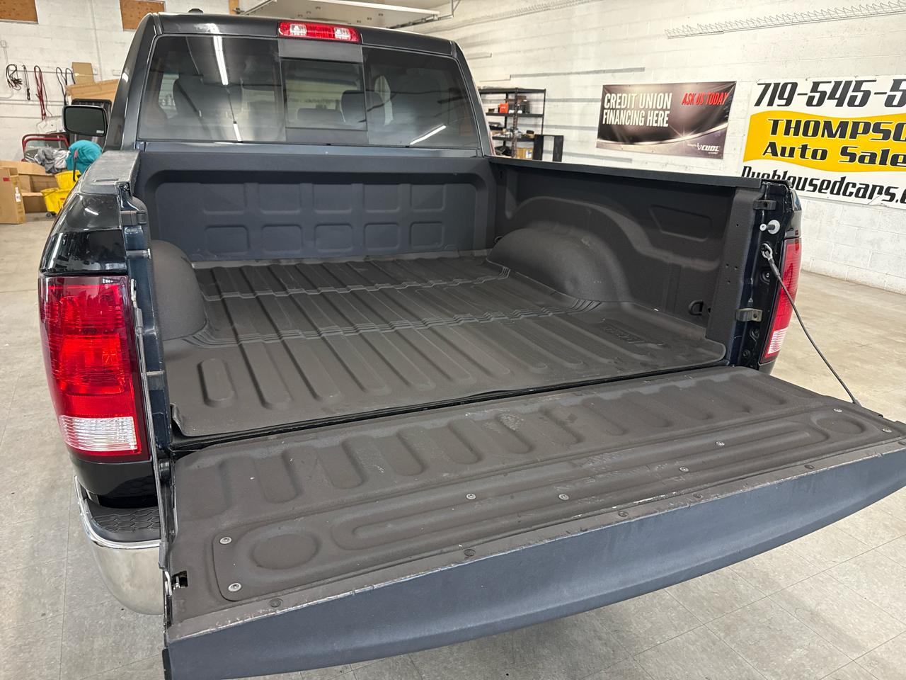 RAM 1500 SLT Crew Cab 4WD 2017