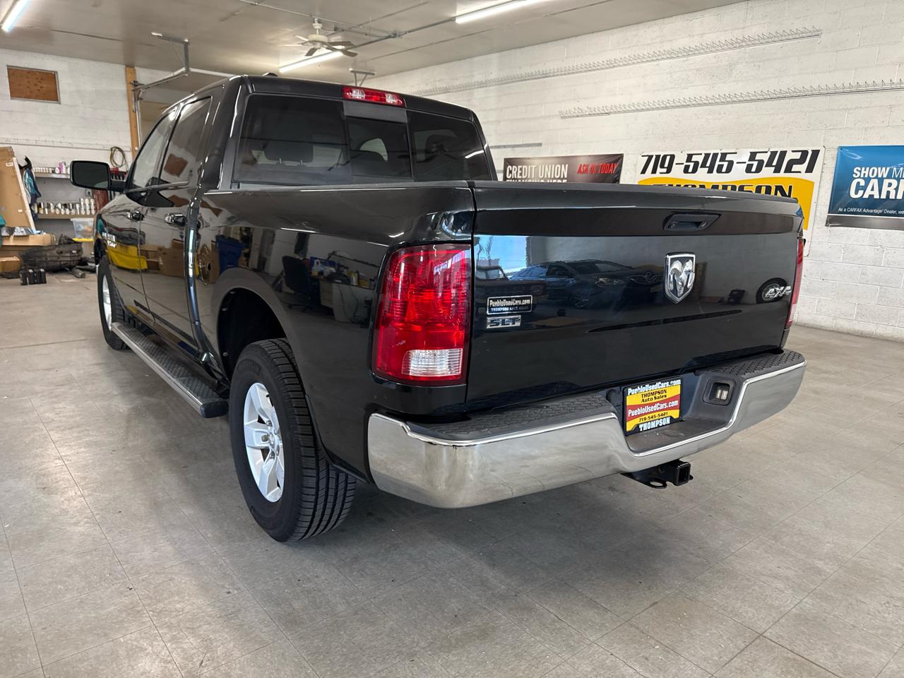 RAM 1500 SLT Crew Cab 4WD 2017