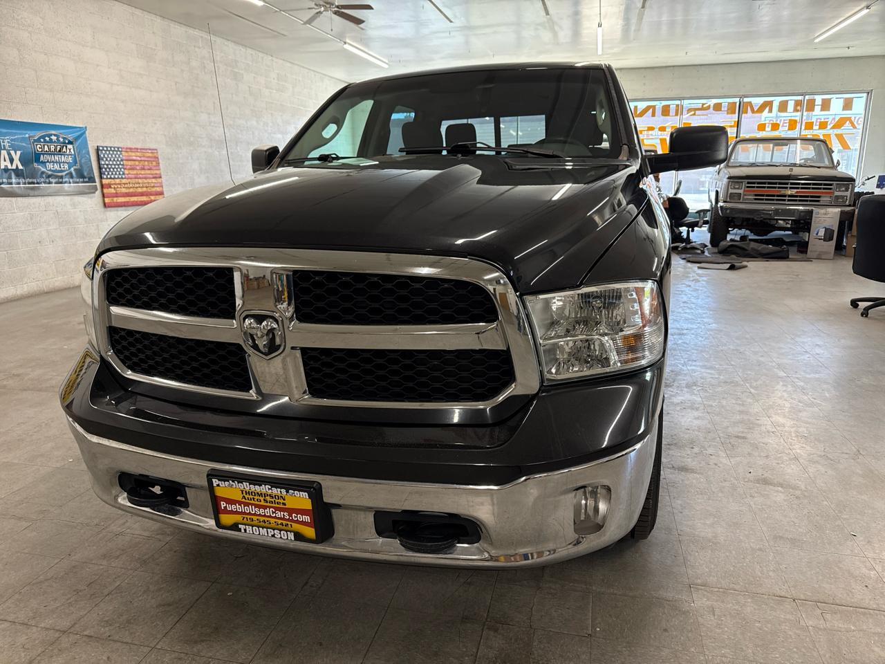 RAM 1500 SLT Crew Cab 4WD 2017