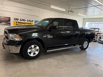 2017 RAM 1500 SLT Crew Cab 4WD