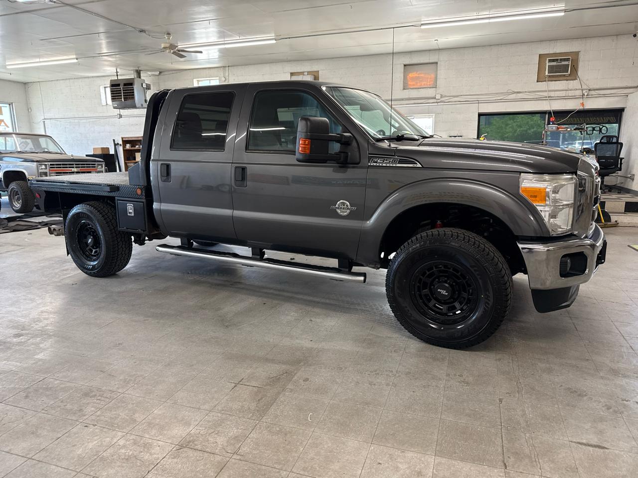 Ford F-350 SD XLT Crew Cab 4WD 2015