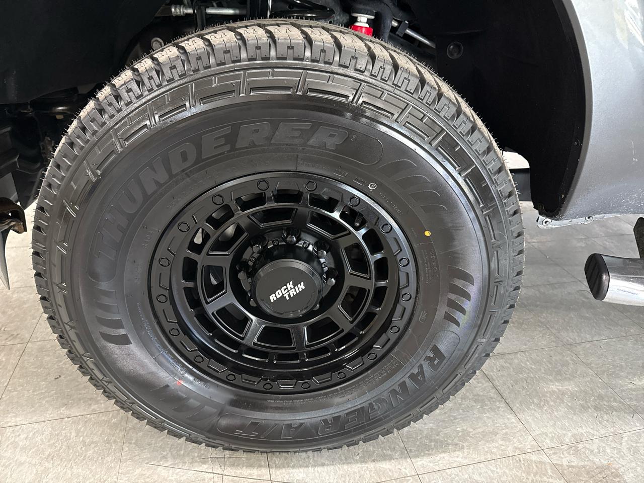 Ford F-350 SD XLT Crew Cab 4WD 2015