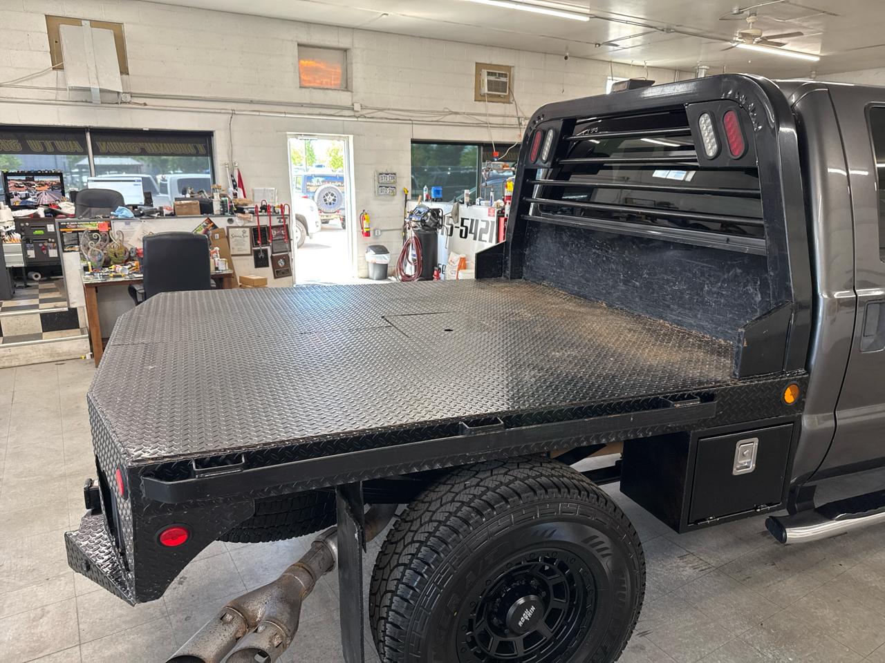 Ford F-350 SD XLT Crew Cab 4WD 2015