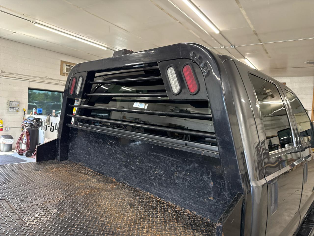 Ford F-350 SD XLT Crew Cab 4WD 2015