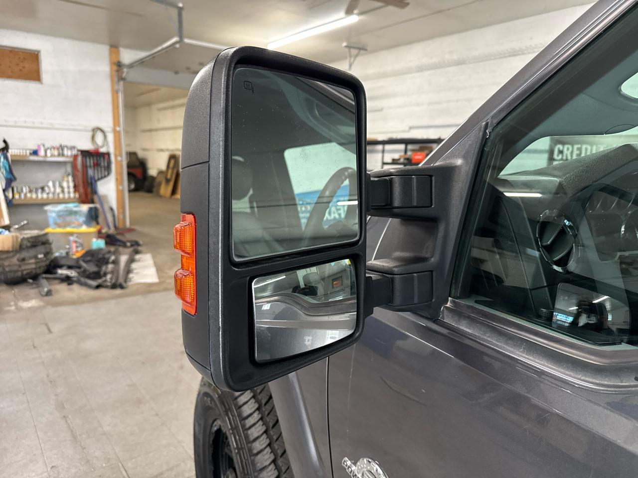 Ford F-350 SD XLT Crew Cab 4WD 2015