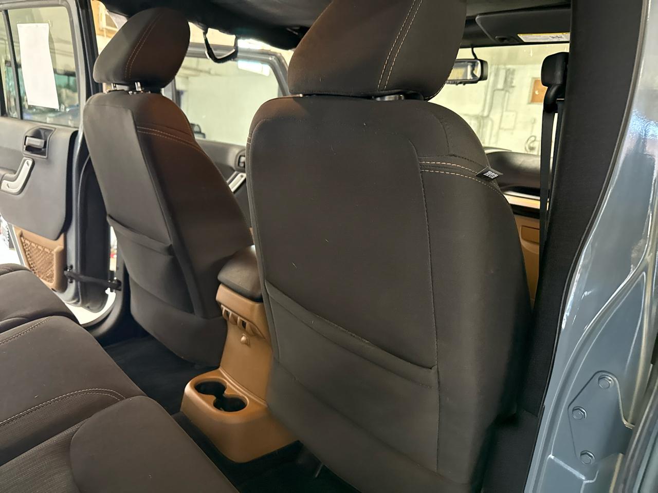 Jeep Wrangler Unlimited Rubicon 4WD 2015