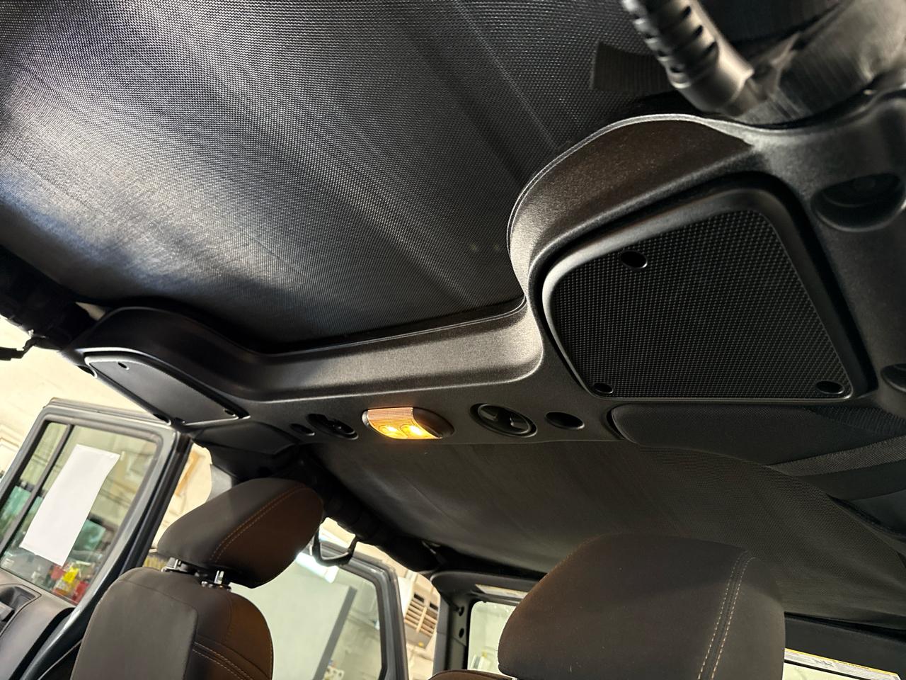 Jeep Wrangler Unlimited Rubicon 4WD 2015