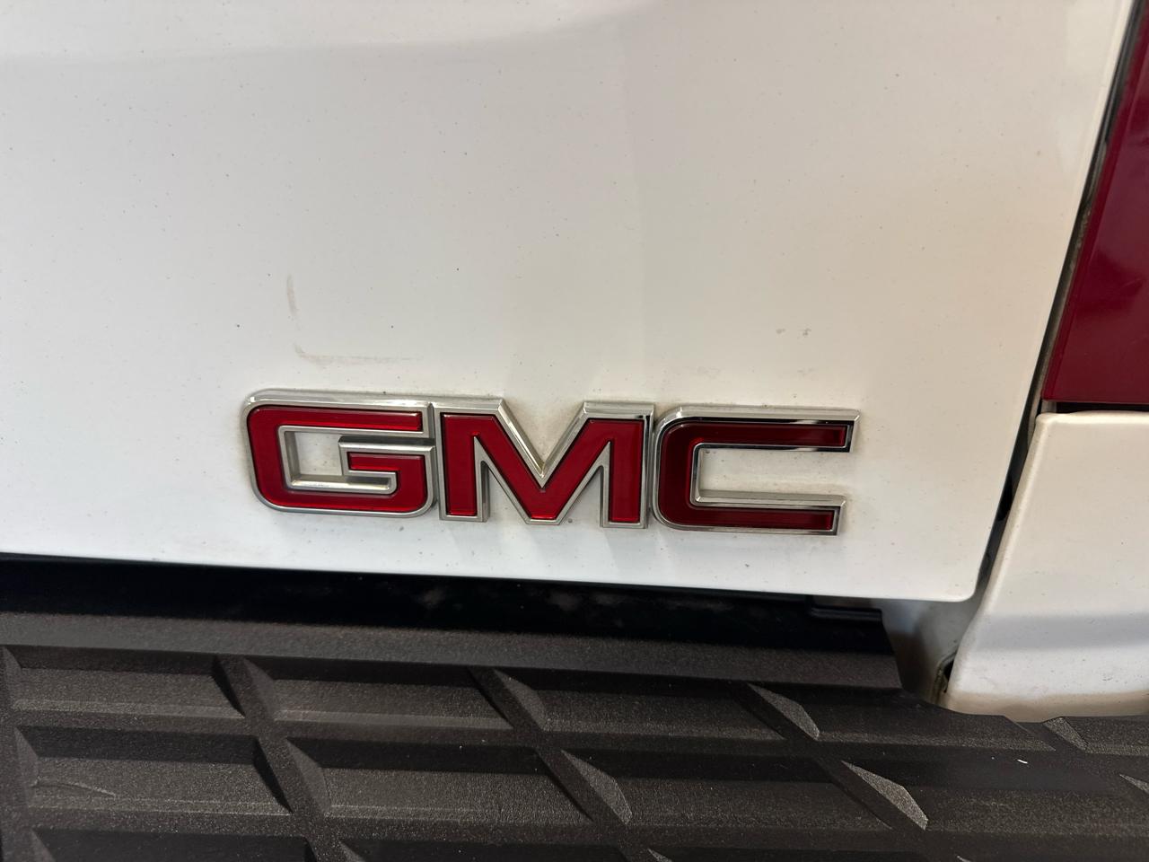 GMC Sierra 1500 SLT Ext. Cab 4WD 2013