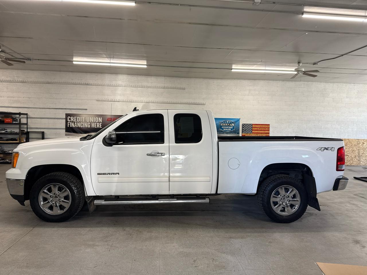 GMC Sierra 1500 SLT Ext. Cab 4WD 2013