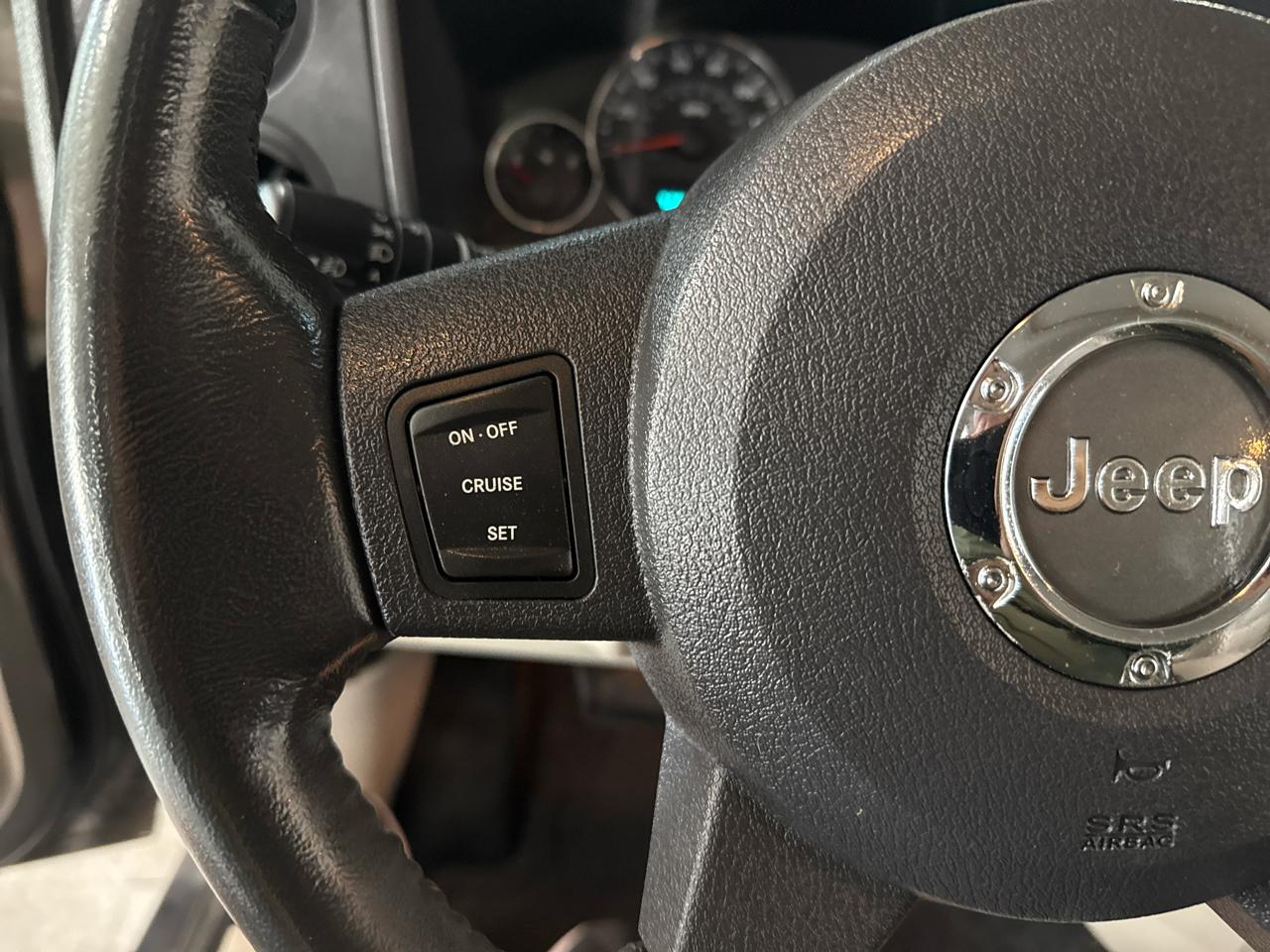 Jeep Commander Limited 4WD 2006