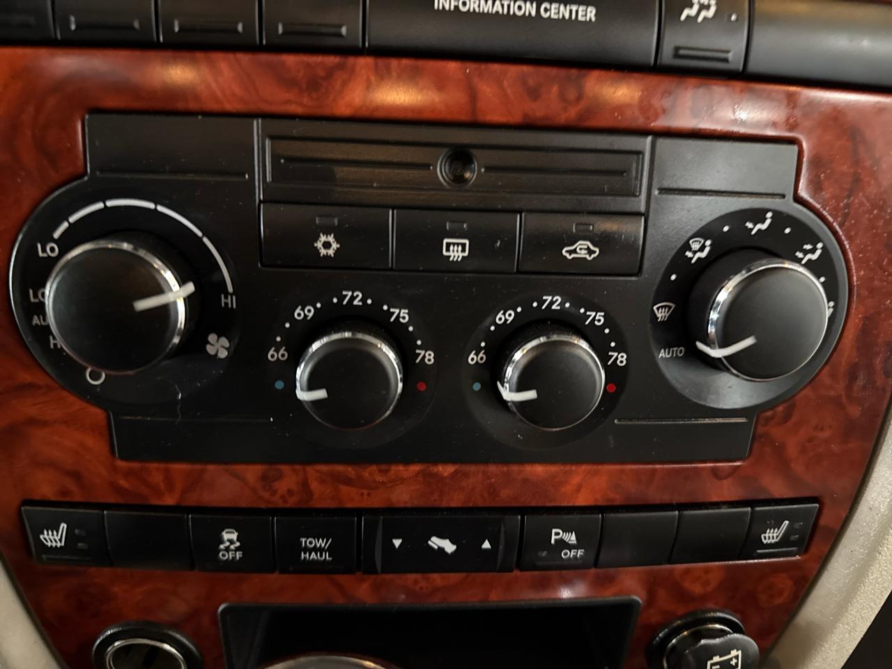 Jeep Commander Limited 4WD 2006