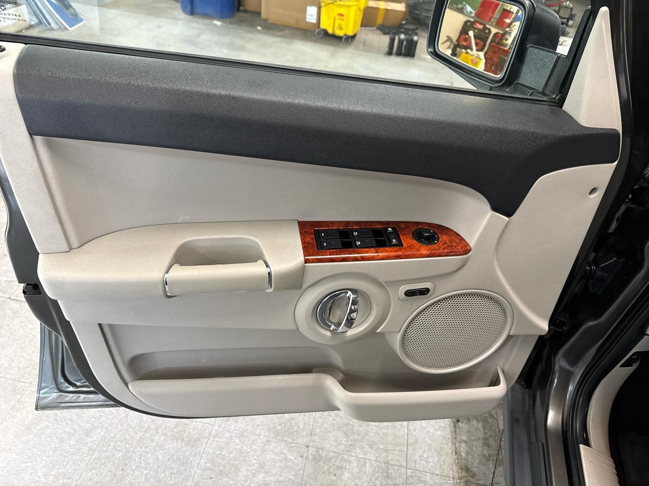 Jeep Commander Limited 4WD 2006